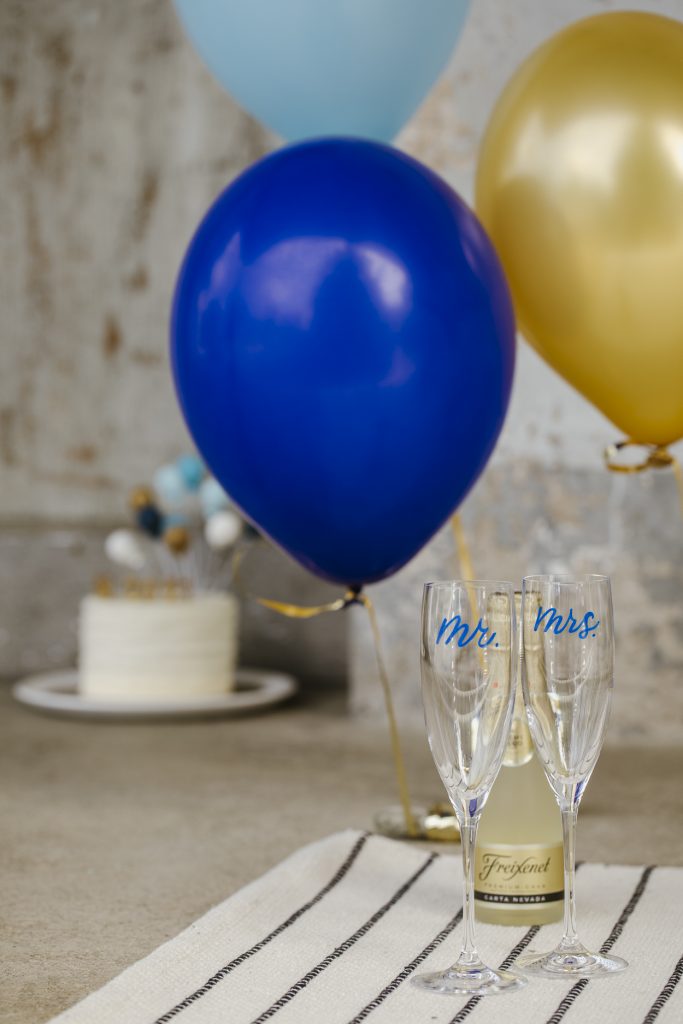Leandra von Handletterista beschriftet eure Hochzeitsaccessoires