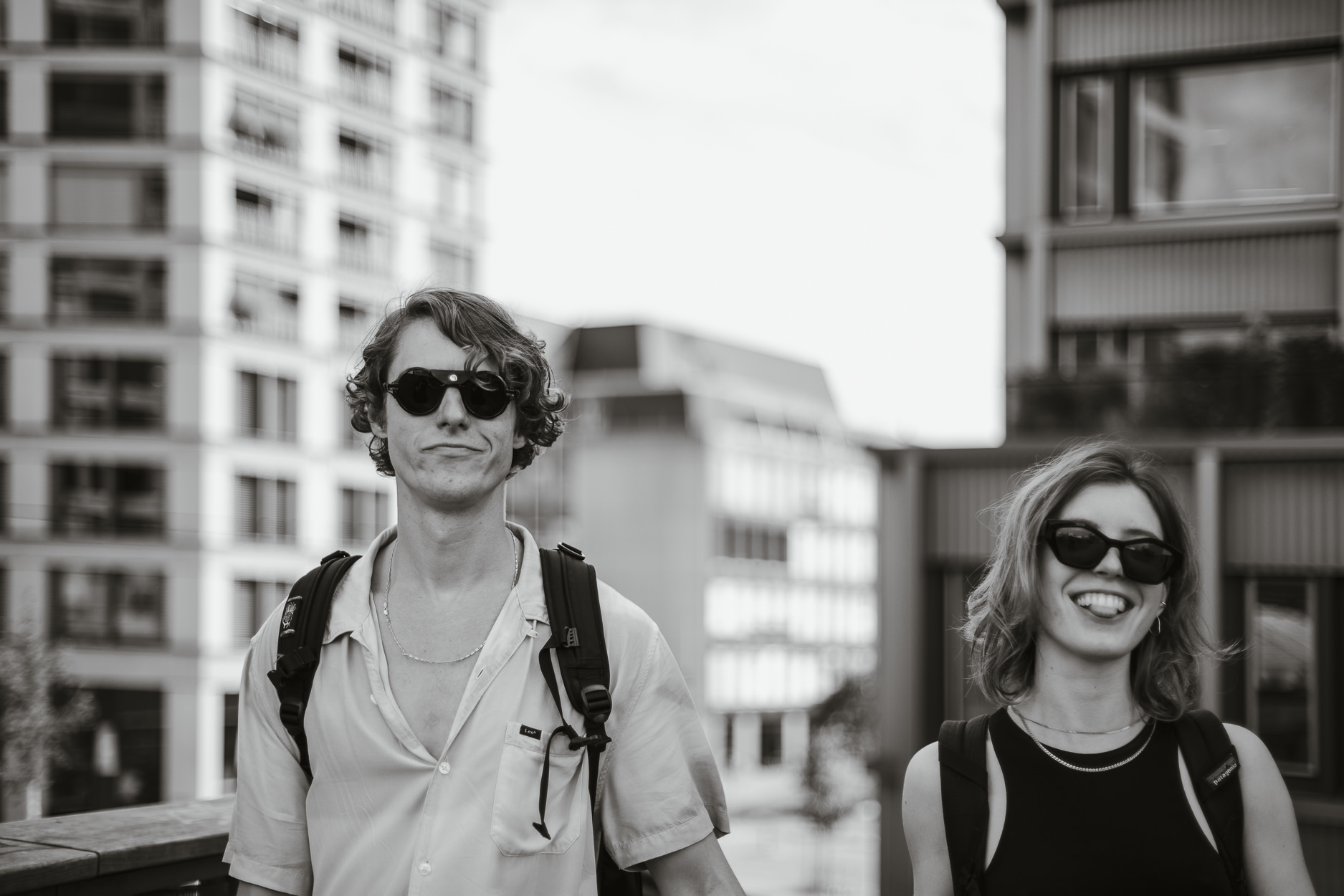 Stephanie Wittmer Fotografie - all zu ernst soll kein urbanes Paarshooting sein. Auch nicht eine Zürich Love Story.