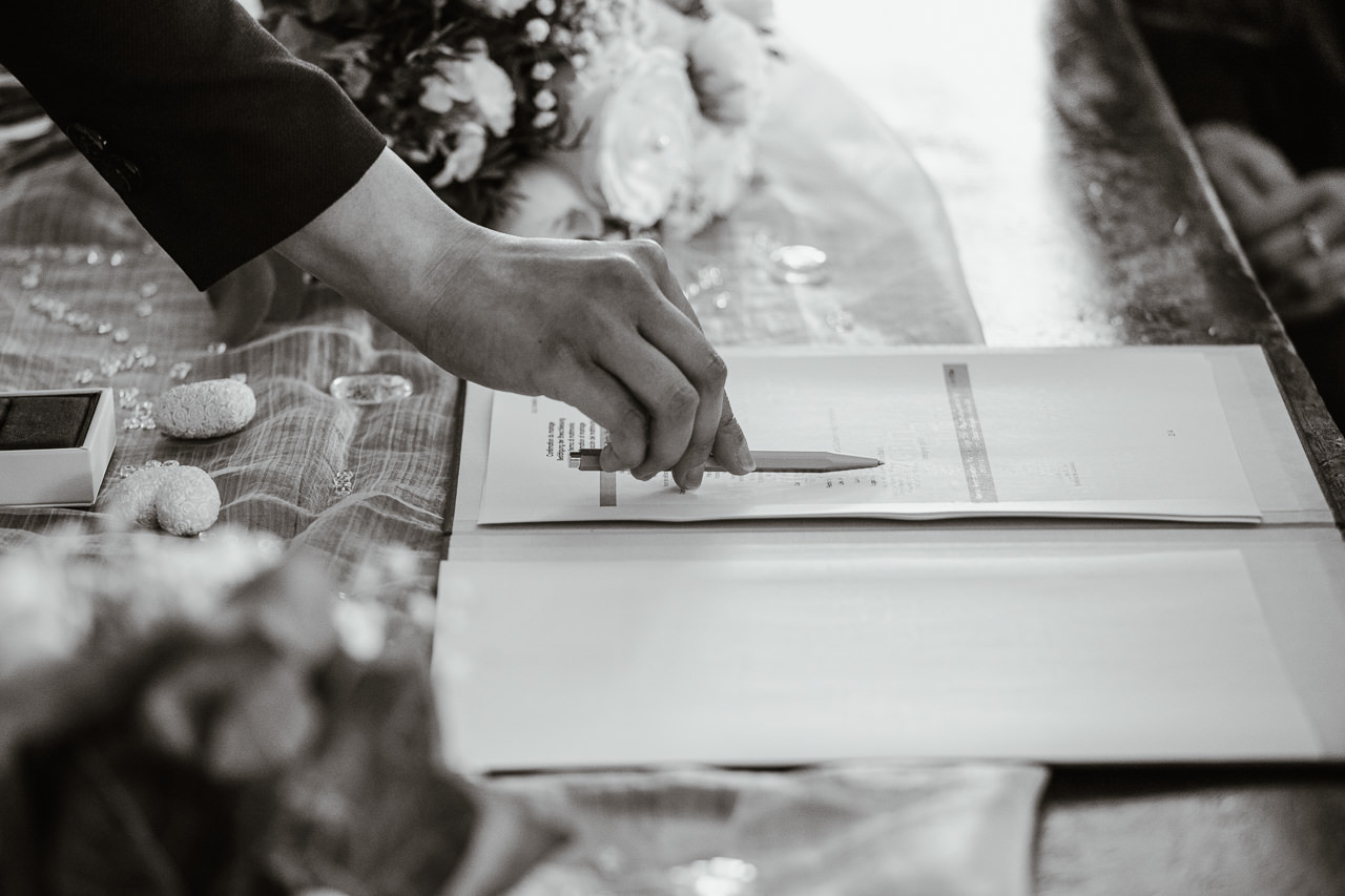 Stephanie Wittmer Fotografie - Details aus einer Ziviltrauung im Ortsmuseum Unterengstringen
