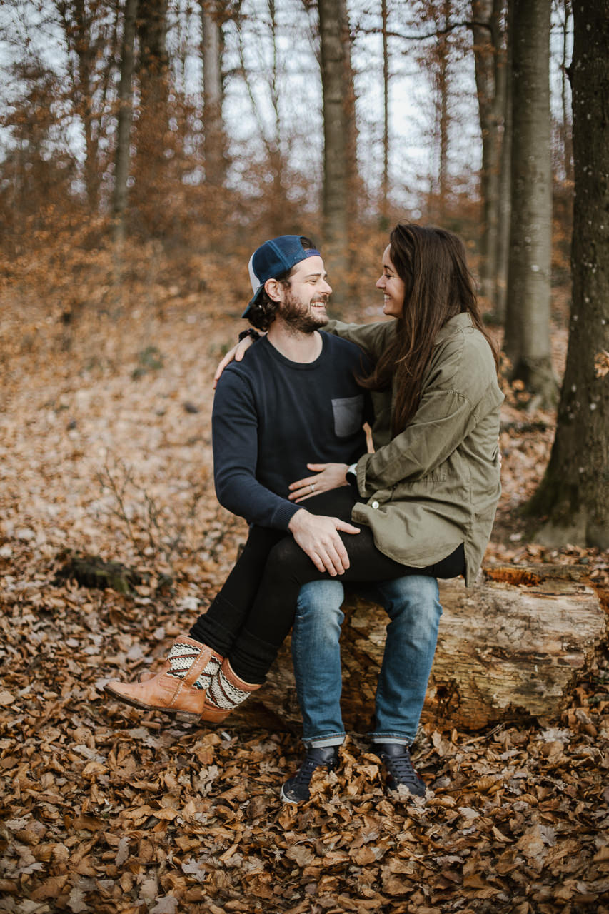 Stephanie Wittmer Fotografie - Locationcheck vor der Hochzeit im Sommer. Aurelio und Raphaela werden in ein paar Monaten am Charrewäg heiraten. Heute gibt's schon mal ein Paarshooting.