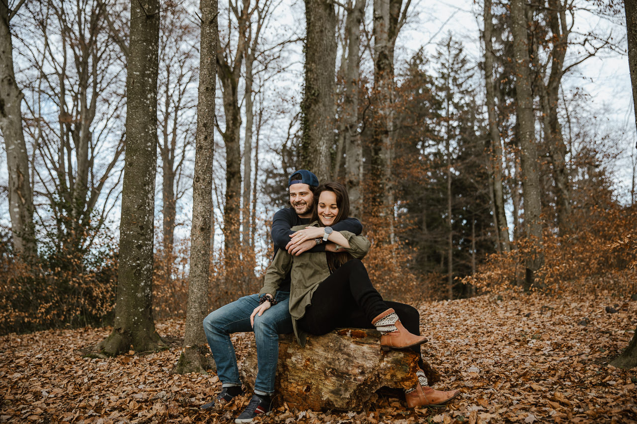 Stephanie Wittmer Fotografie - Im Sommer werden Raphaela und Aurelio hier am Charrewäg heiraten. Im Winter ist die Kulisse herrlich für Paarshootings.
