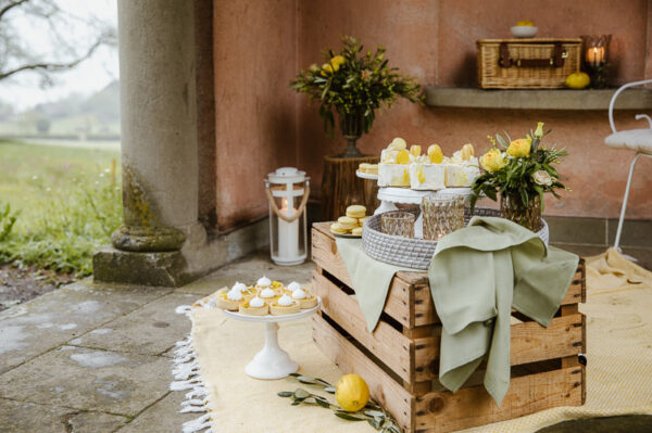 Mediterranes Dessert-Setup von Lilli's Zaubertorten - Style Shoot im Schlössli Utenberg